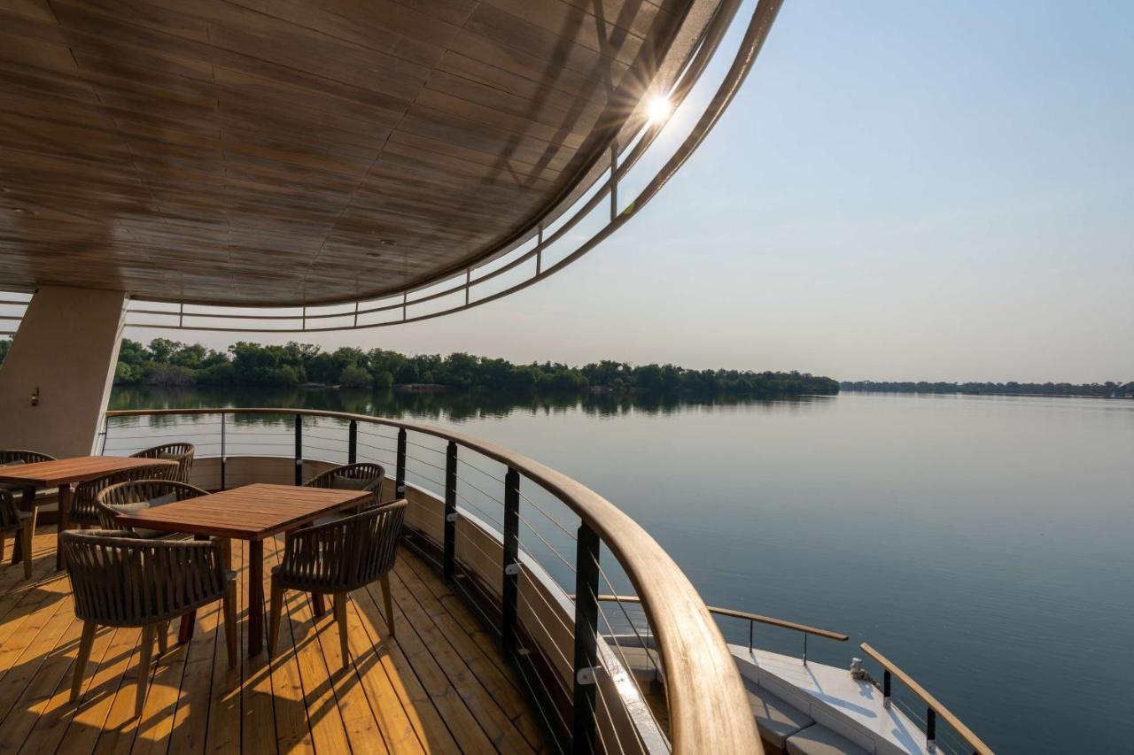 Radisson Blu Mosi-Oa-Tunya Livingstone Resort Zewnętrze zdjęcie