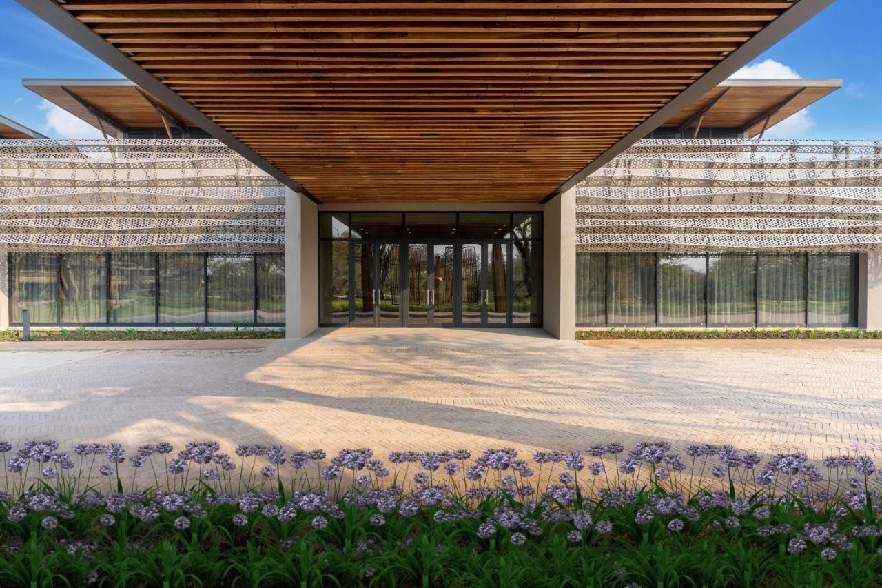 Radisson Blu Mosi-Oa-Tunya Livingstone Resort Zewnętrze zdjęcie