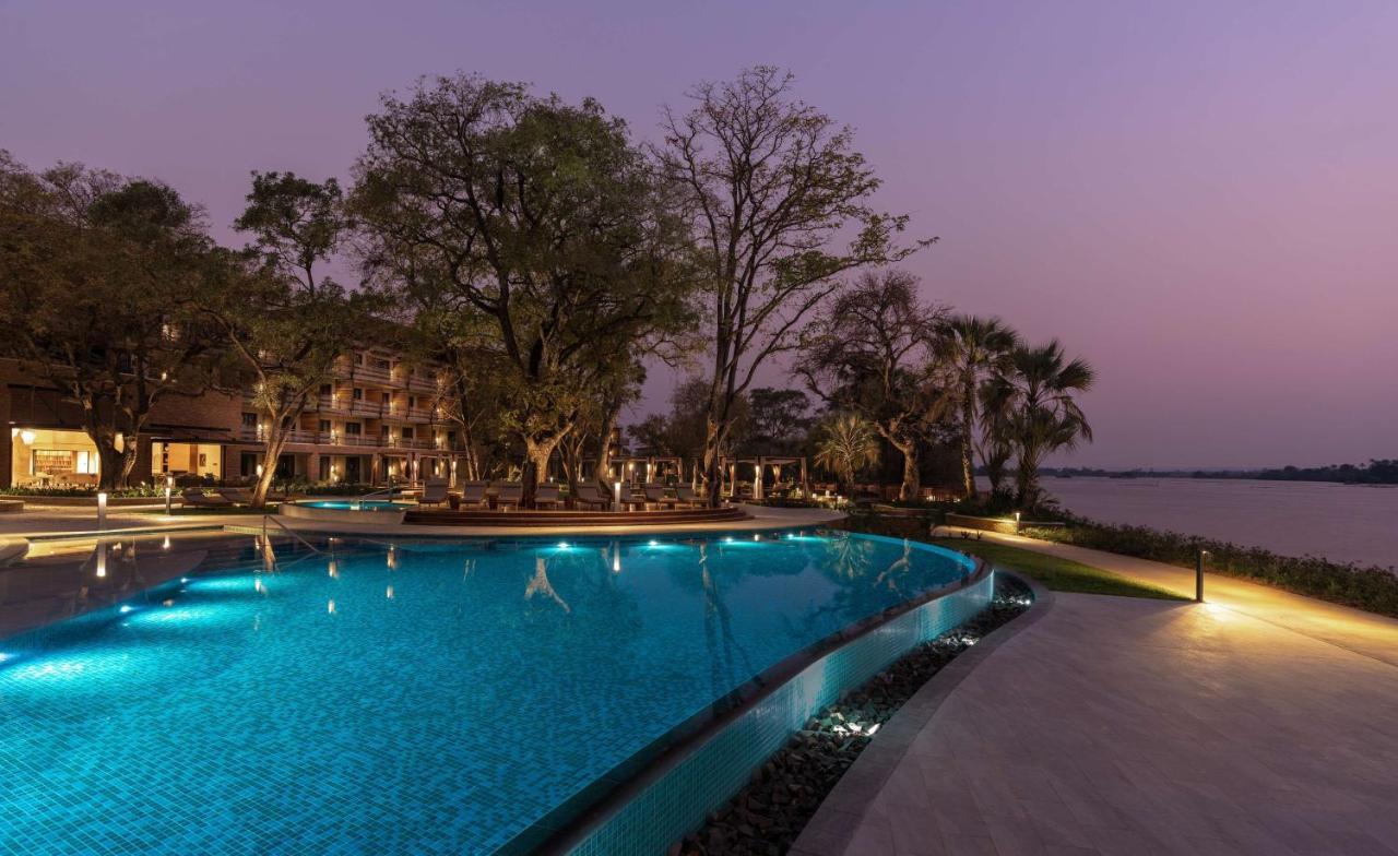 Radisson Blu Mosi-Oa-Tunya Livingstone Resort Zewnętrze zdjęcie