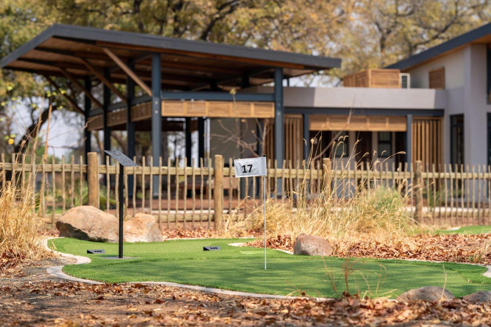 Radisson Blu Mosi-Oa-Tunya Livingstone Resort Zewnętrze zdjęcie