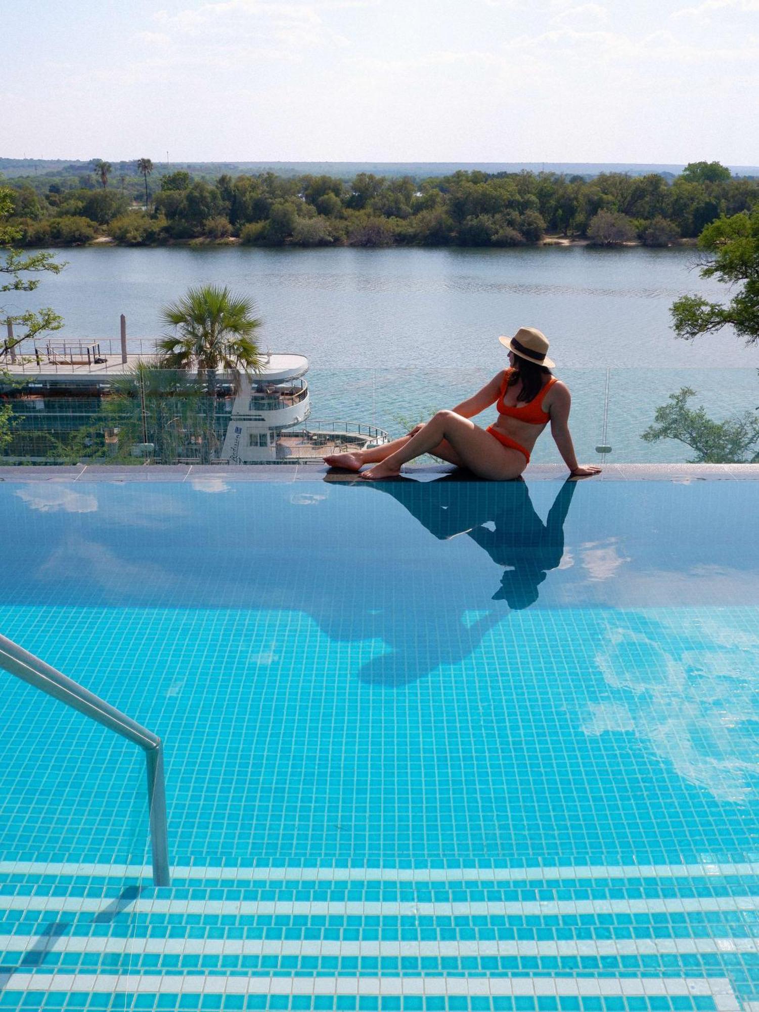 Radisson Blu Mosi-Oa-Tunya Livingstone Resort Zewnętrze zdjęcie