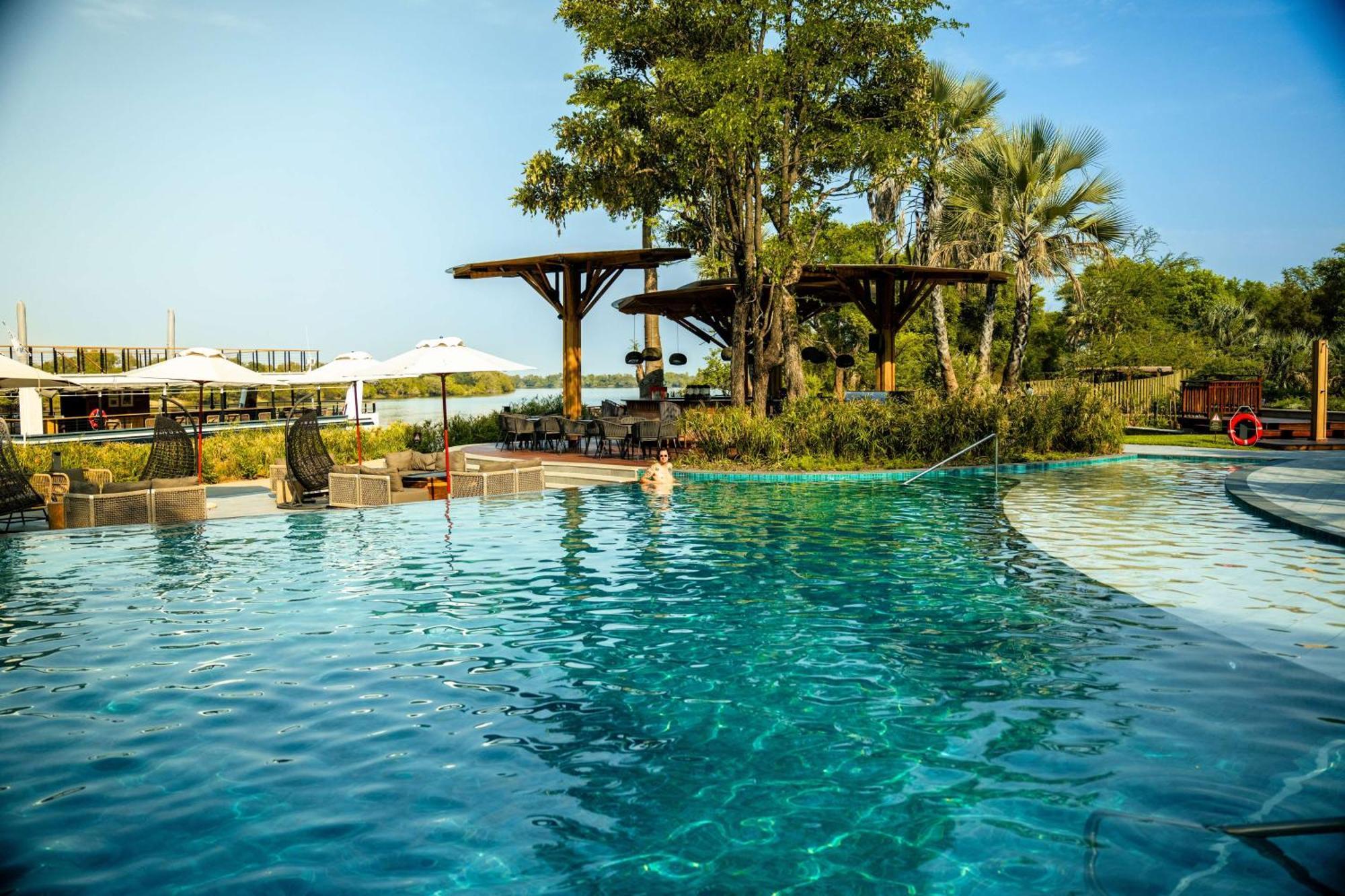 Radisson Blu Mosi-Oa-Tunya Livingstone Resort Zewnętrze zdjęcie