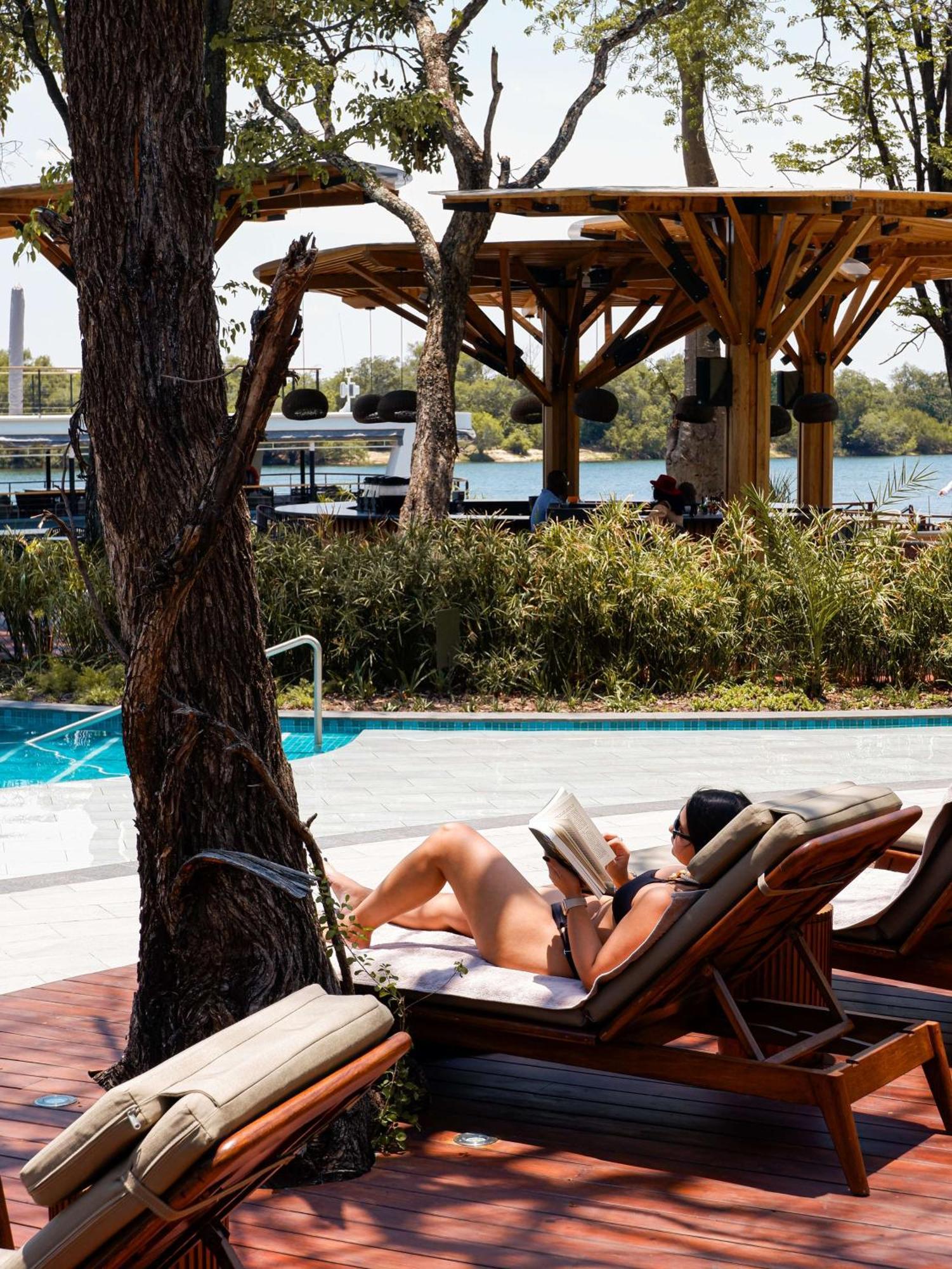 Radisson Blu Mosi-Oa-Tunya Livingstone Resort Zewnętrze zdjęcie