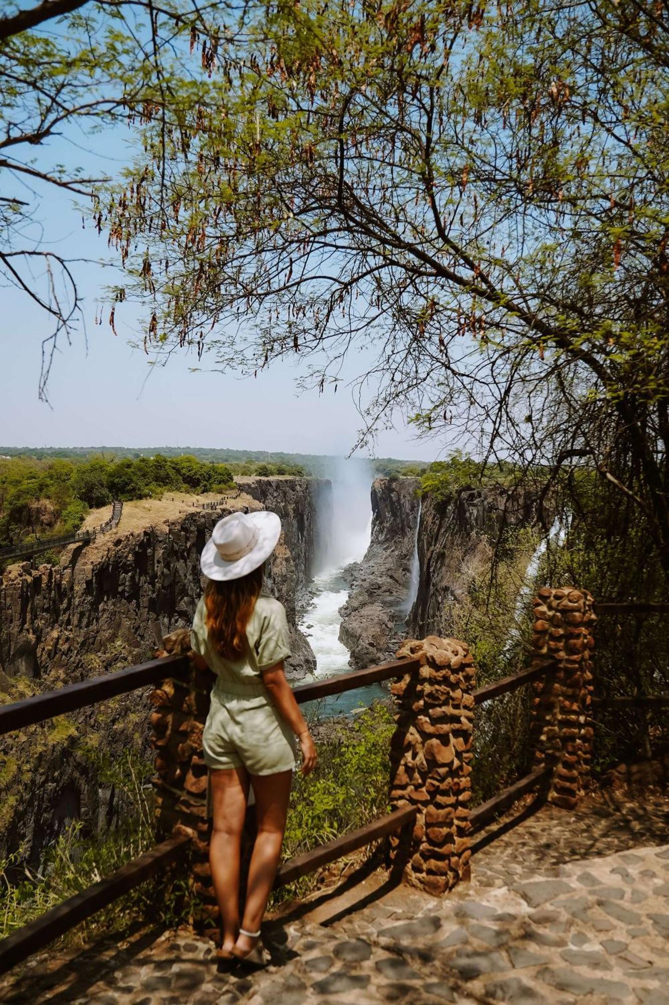 Radisson Blu Mosi-Oa-Tunya Livingstone Resort Zewnętrze zdjęcie